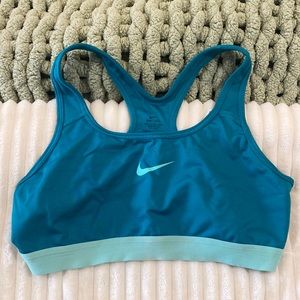 Nike dry fit sports bra